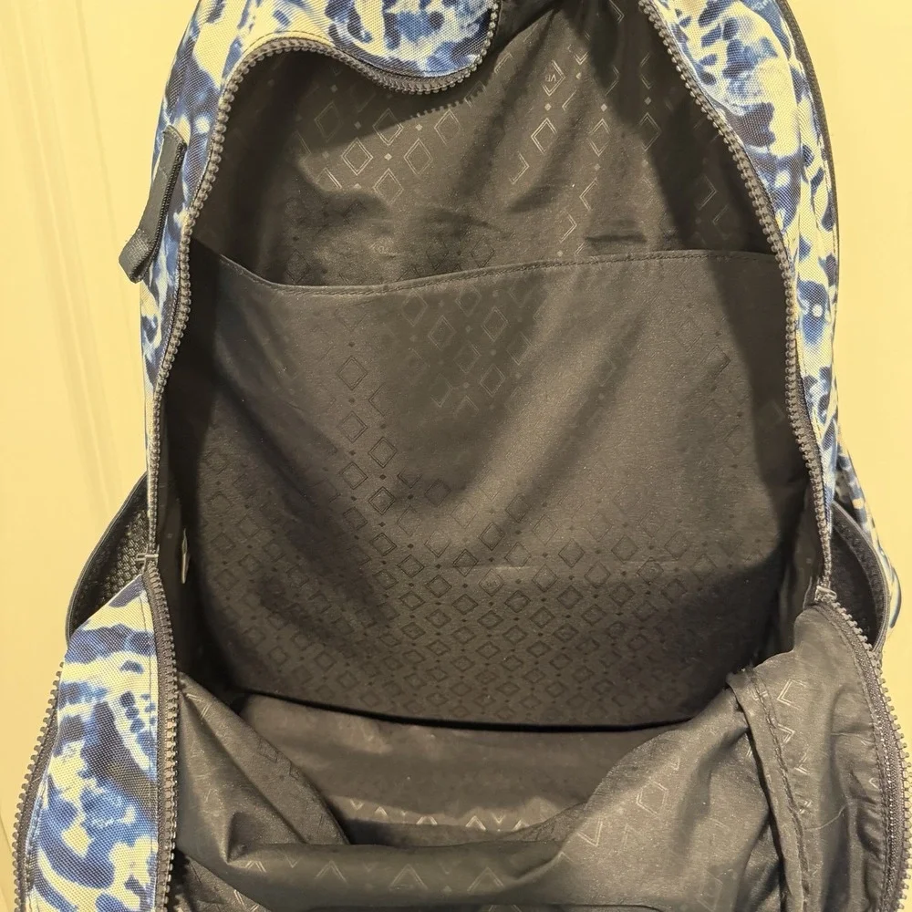 Vera Bradley Small Backpack In The Island Tile Blue Pattern. Excellent Condition